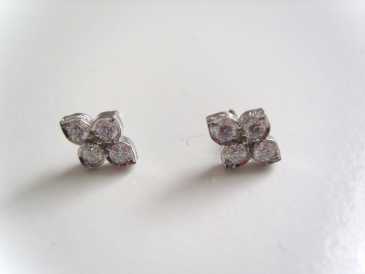 Photo : Propose à vendre Boucles d'oreille Avec diamant - Femme - CARTIER - ORECCHINI CON BRILLANTI