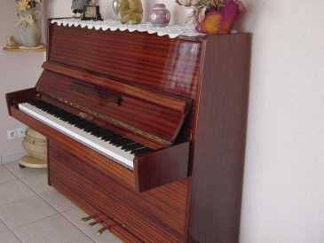 Photo : Propose à vendre Piano droit HOLTSEIN