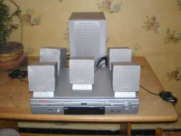 Photo : Propose à vendre DVD, VHS et laserdisc
