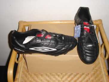 Photo : Propose à vendre Chaussures Homme - UMBRO